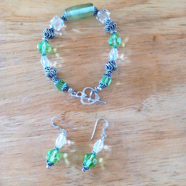 925 Silver With Green & Clear Glass Beads Bracelet & Earrings Set